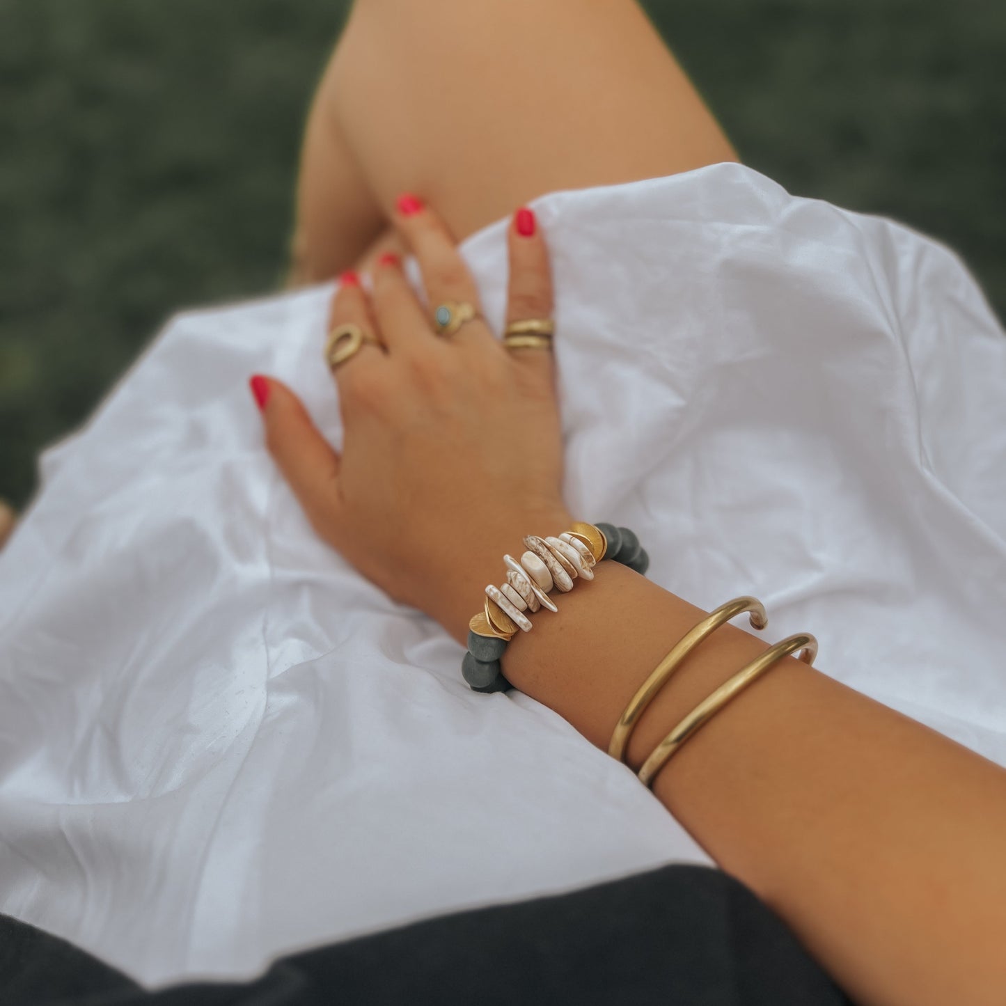 Tannengrünes Armband AMAYA