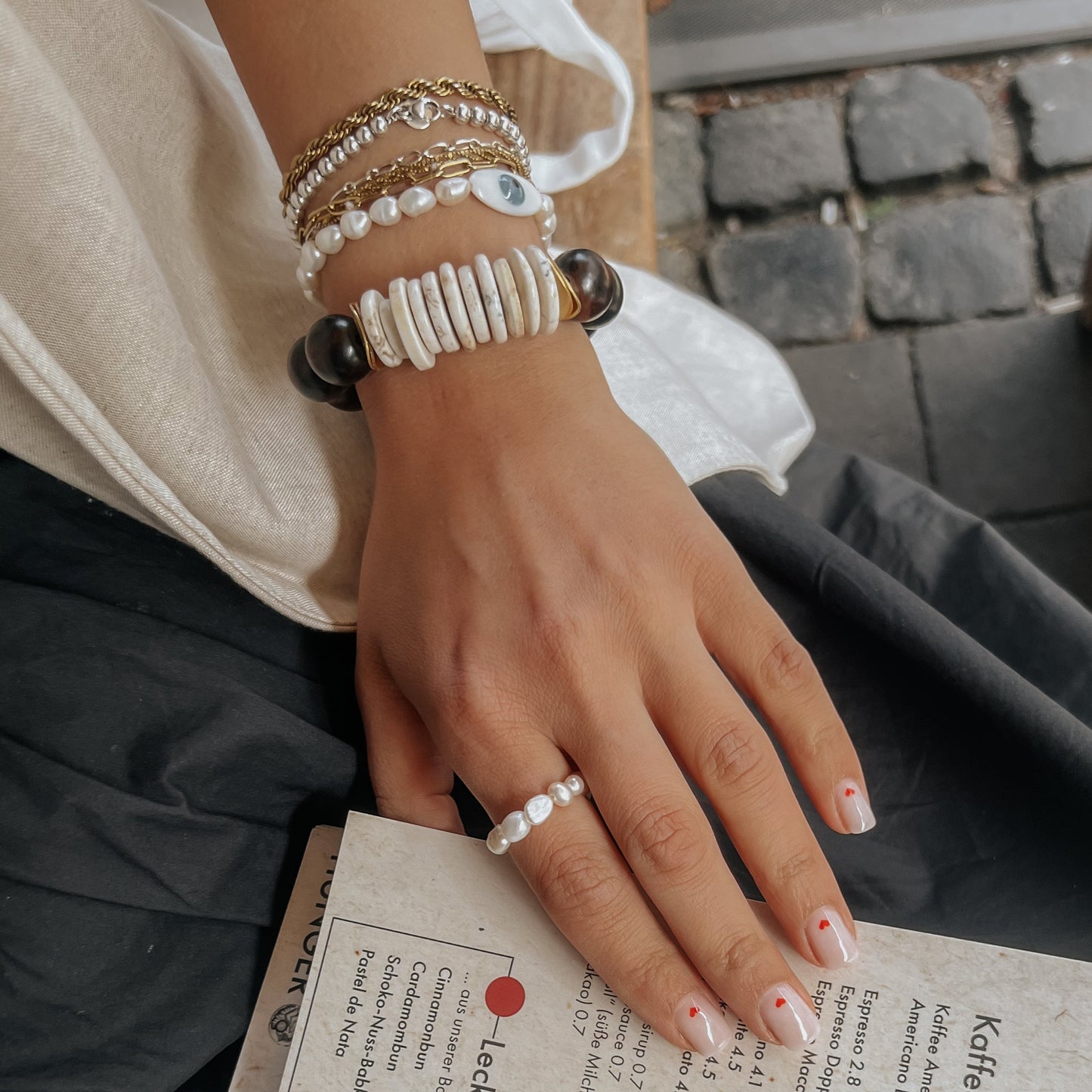 Armband aus Süßwasserperlen mit Auge NARE