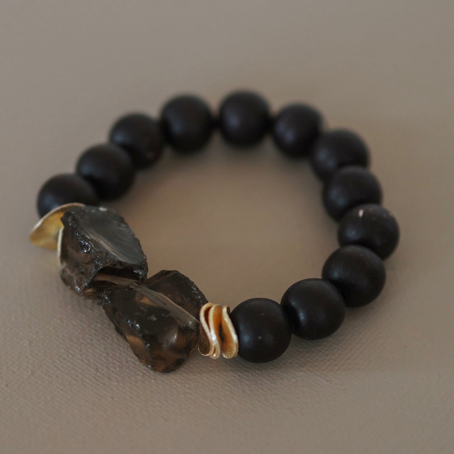Armband aus echten Holzperlen Rebecca