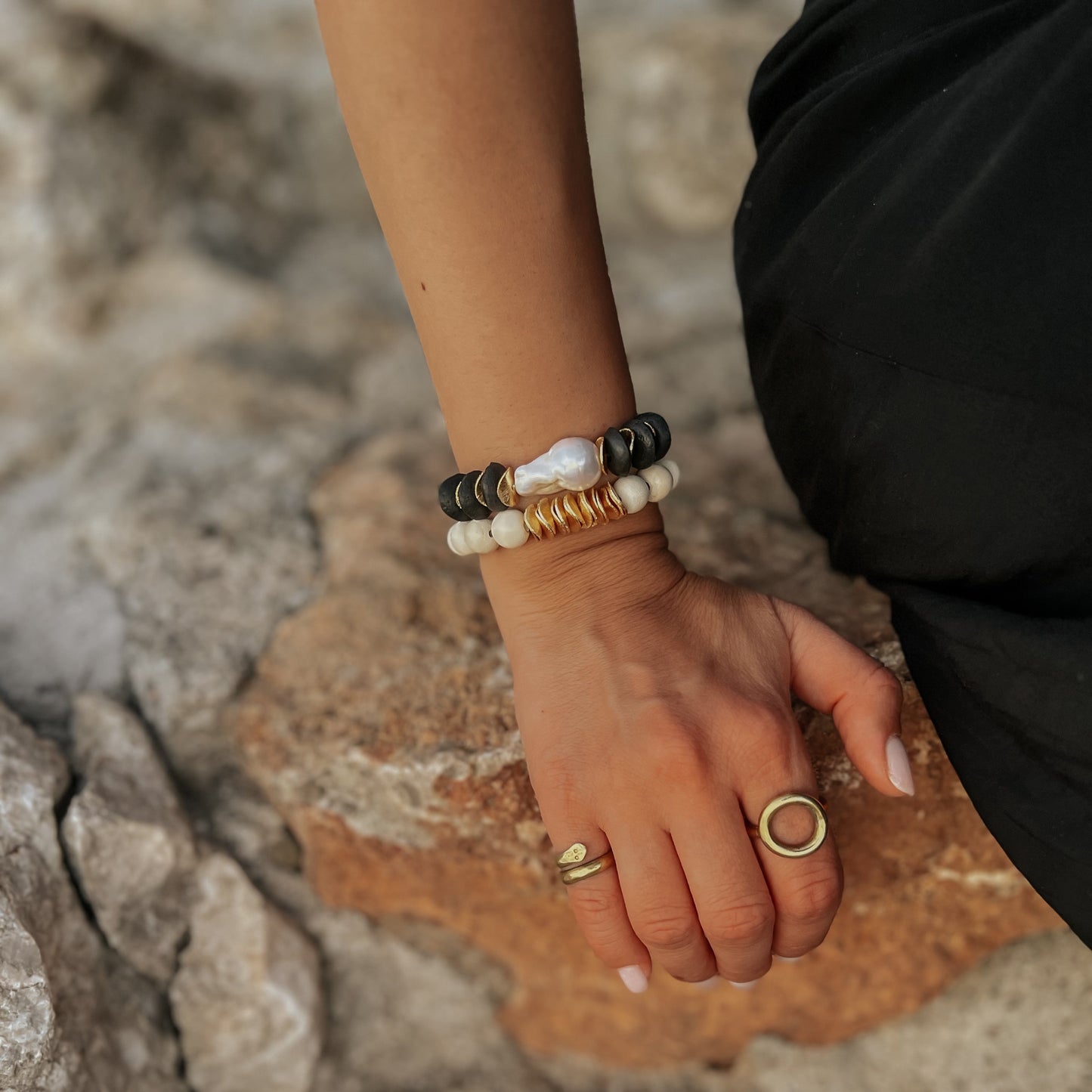 Armband aus Holzperlen ANILA