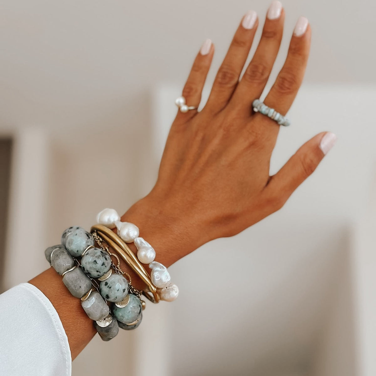 Armband Kaia aus Natursteinperlen